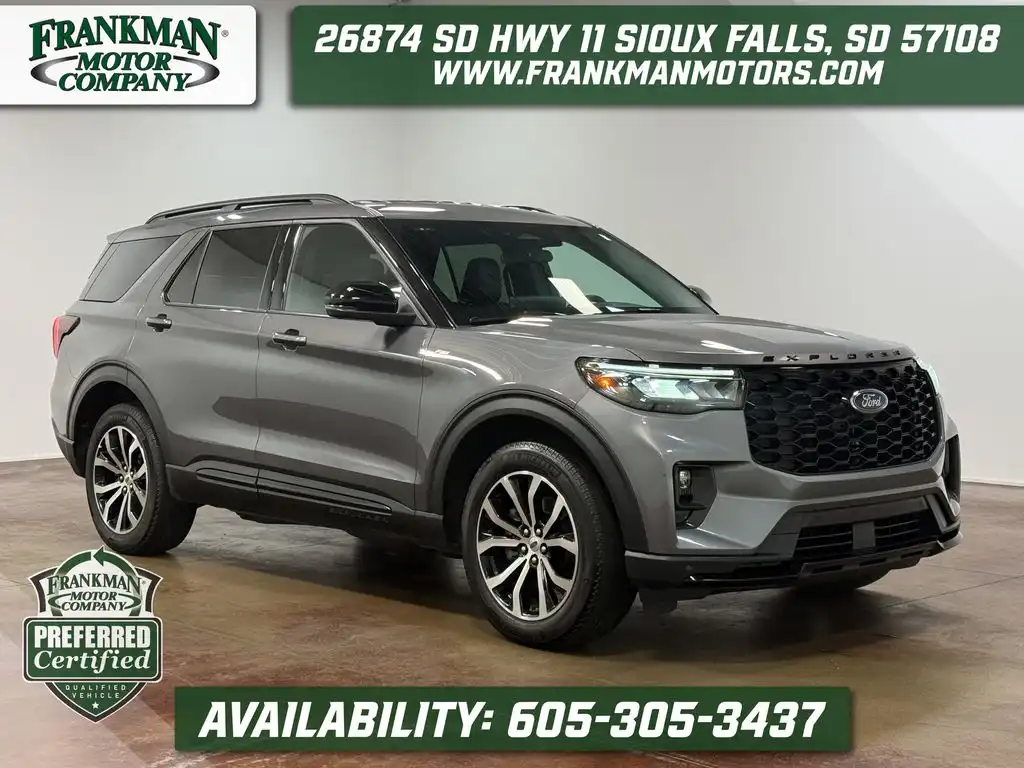 2025 Ford Explorer ST-LINE 4WD (PL535)'s photo