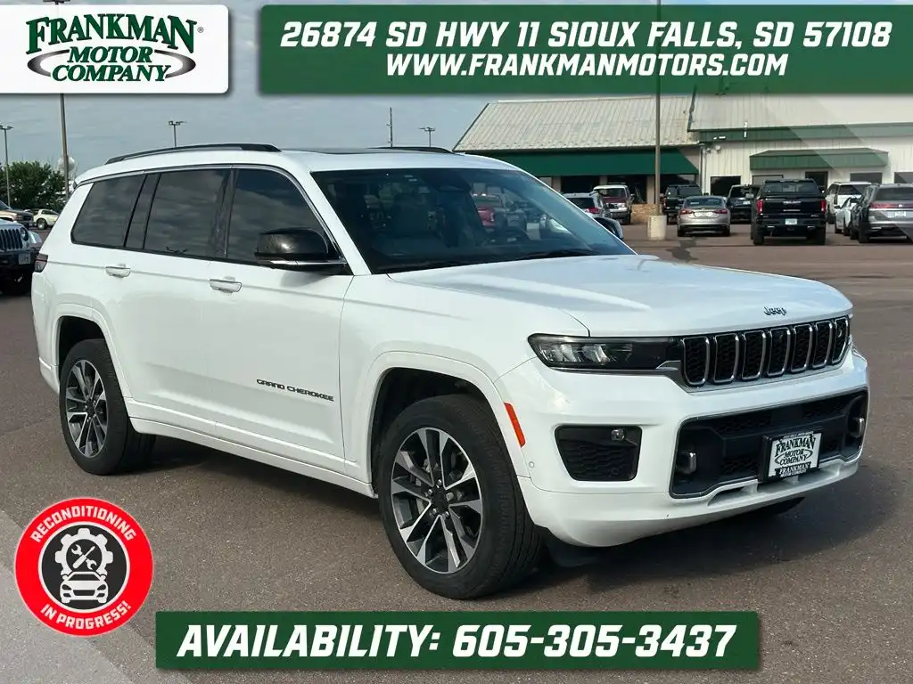 2021 Jeep Grand Cherokee L Overland's photo