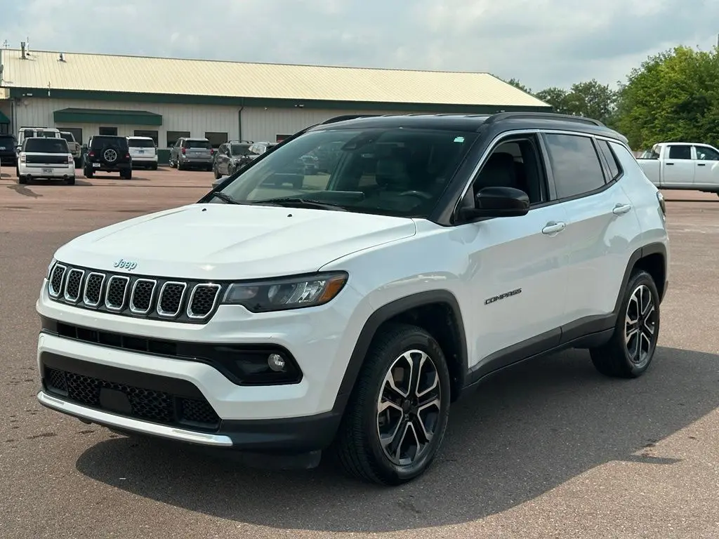 2024 Jeep Compass Limited 4X4 photo 4