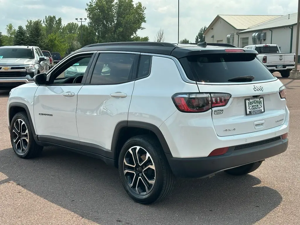 2024 Jeep Compass Limited 4X4 photo 5