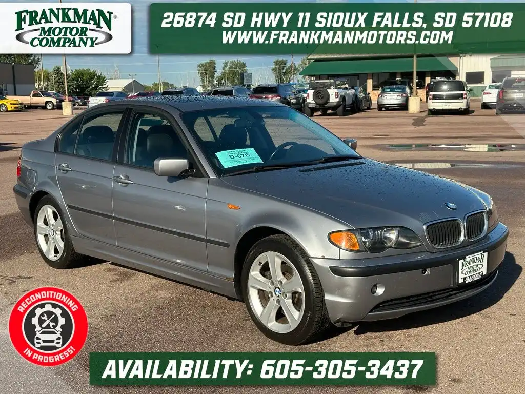 2005 BMW 3 Series 325xi's photo