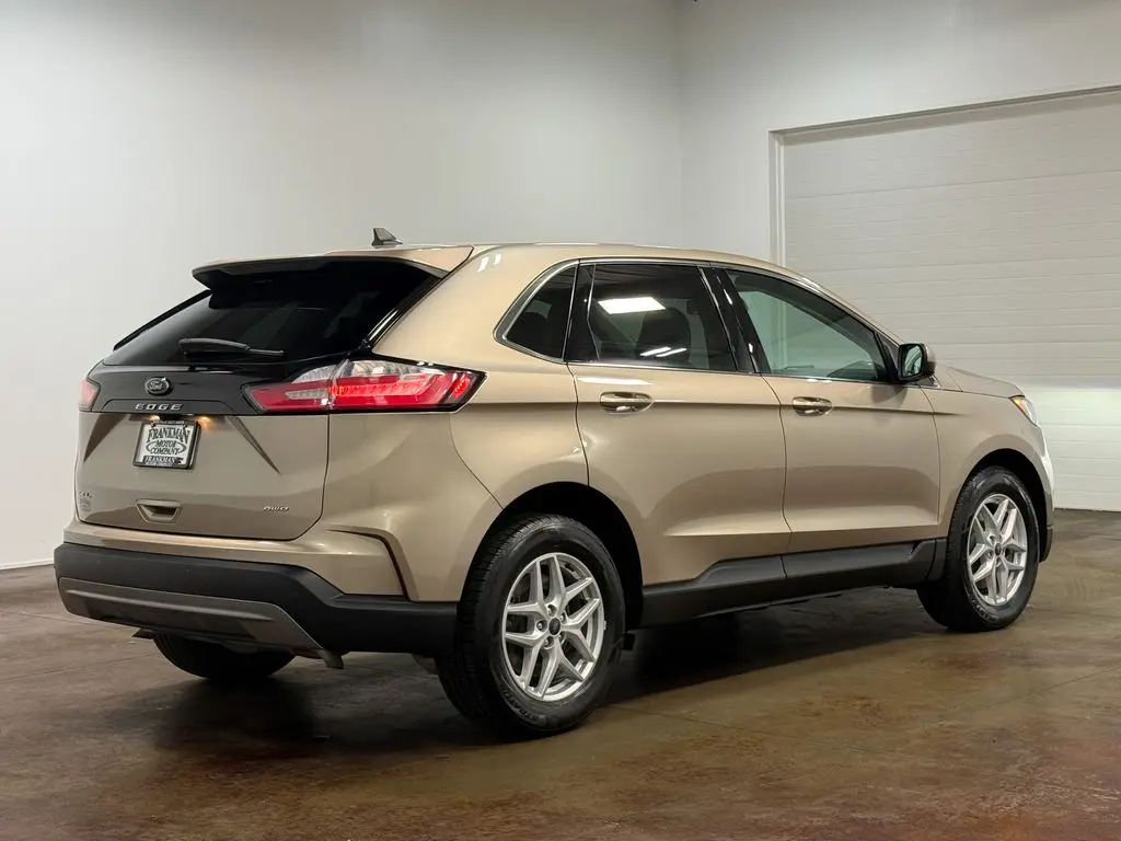 2021 Ford Edge SEL AWD photo 4