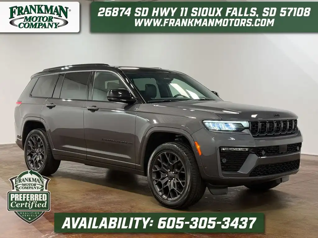 2026 Jeep Grand Cherokee L Summit 4WD's photo