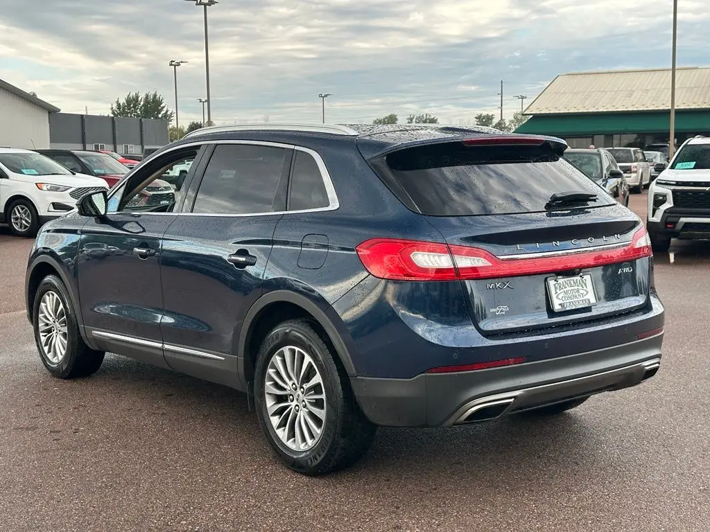 2017 Lincoln MKX Select AWD photo 5
