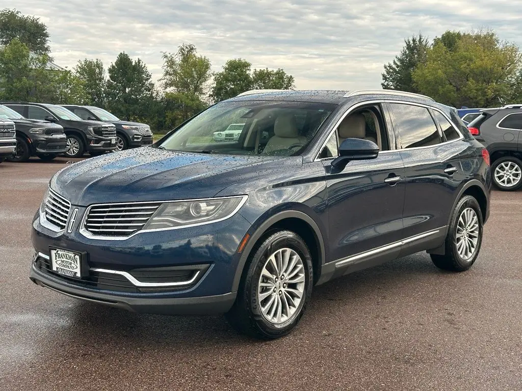 2017 Lincoln MKX Select AWD photo 4