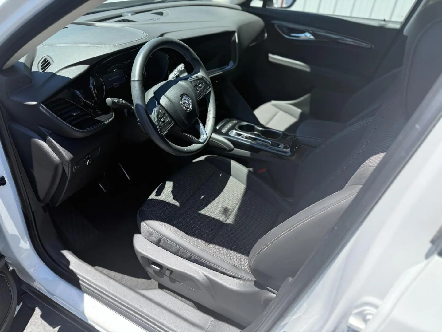 2023 Buick Envision Preferred AWD photo 4