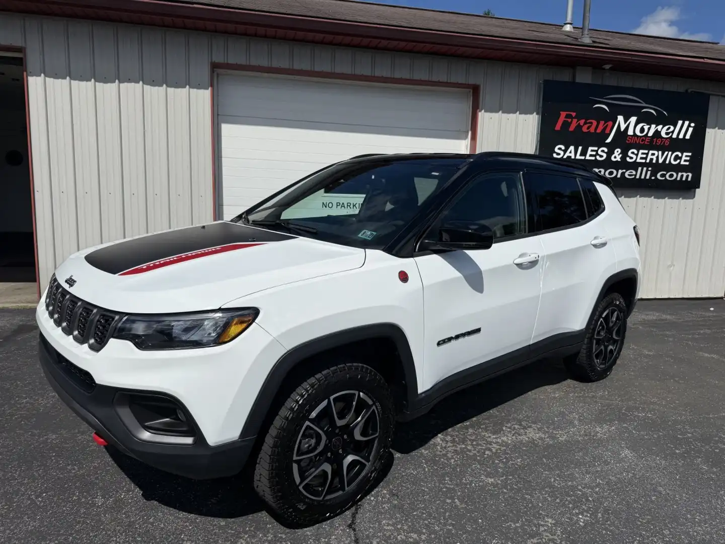 2025 Jeep Compass Trailhawk 4WD's photo