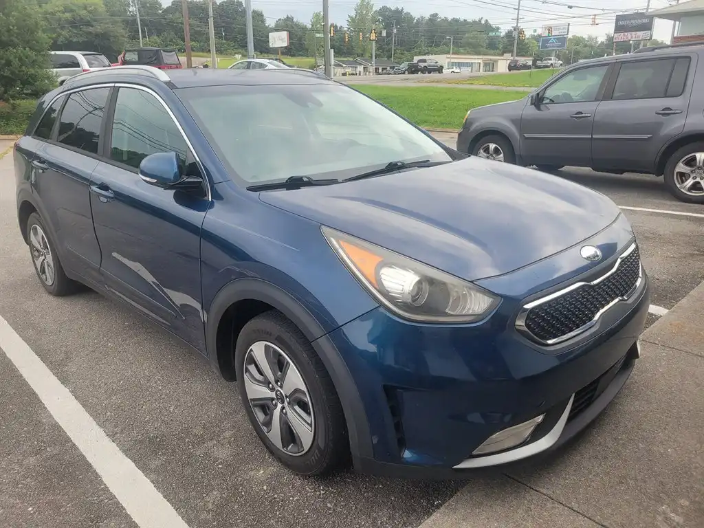 2018 Kia Niro EX's photo