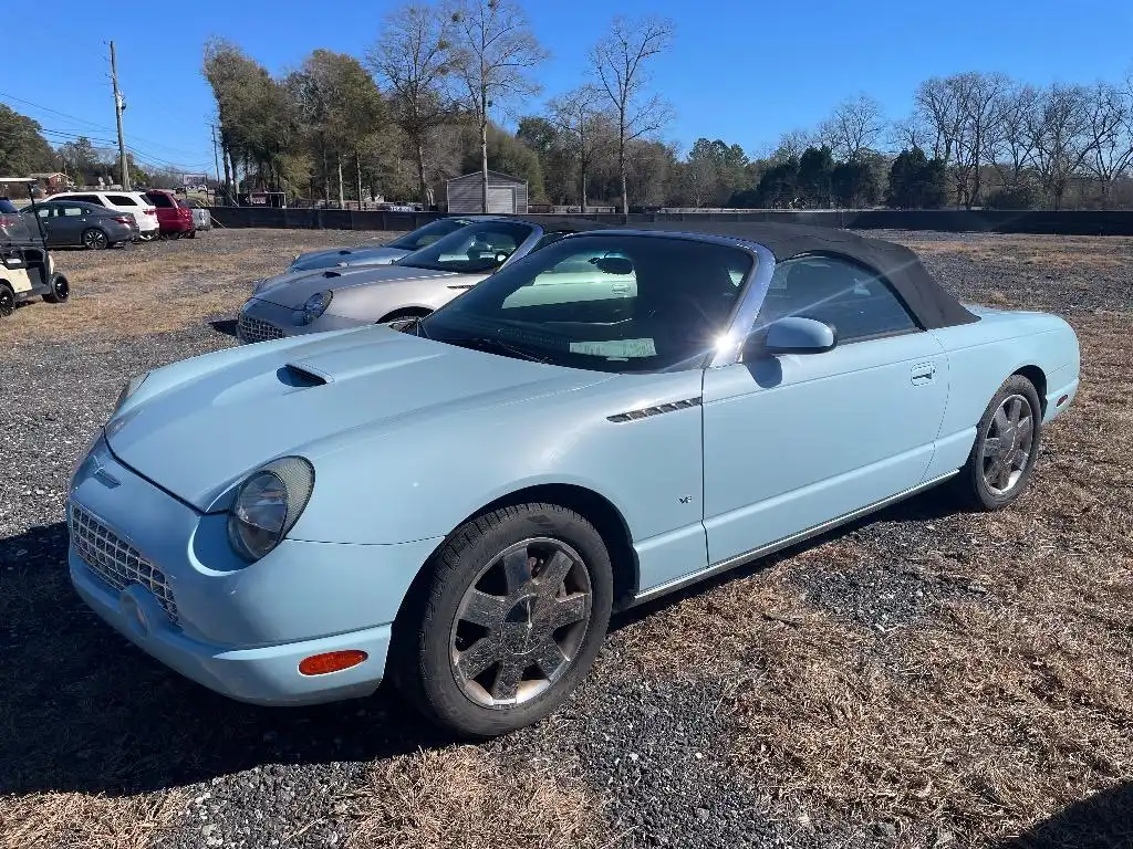 2003 Ford Thunderbird Premium's photo