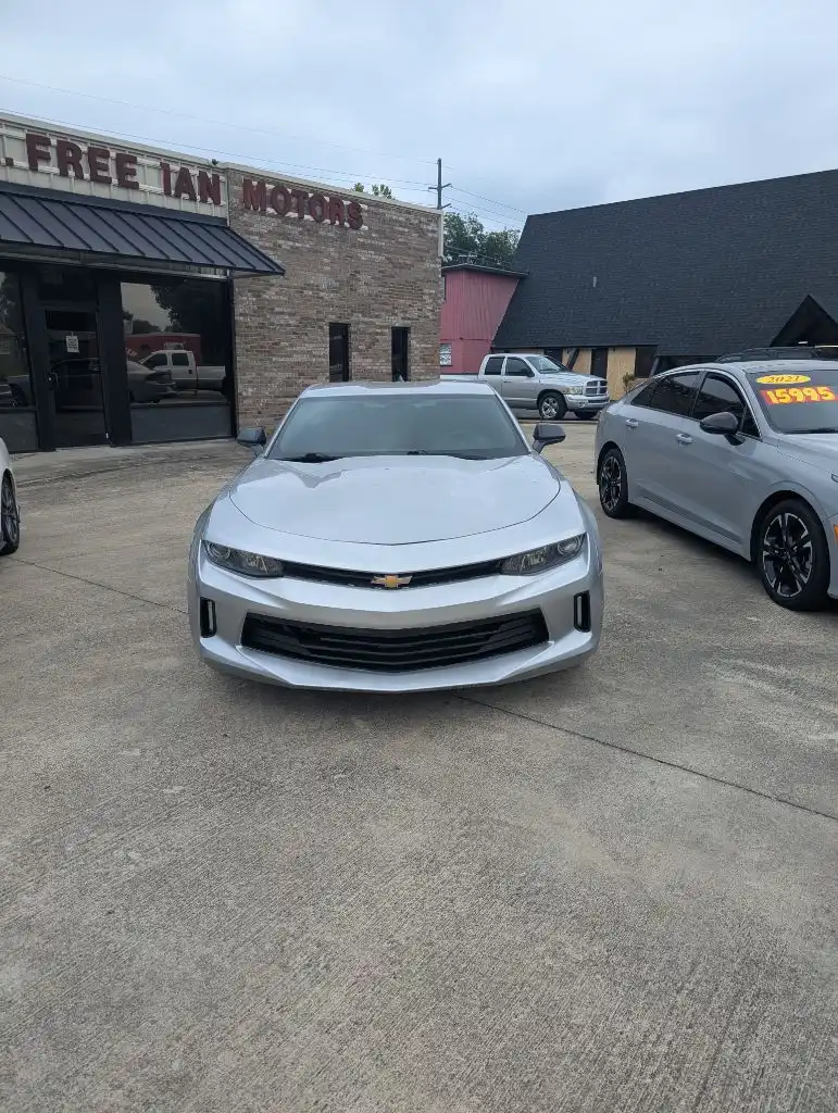 2017 Chevrolet Camaro 2.0 1LT Automatic's photo