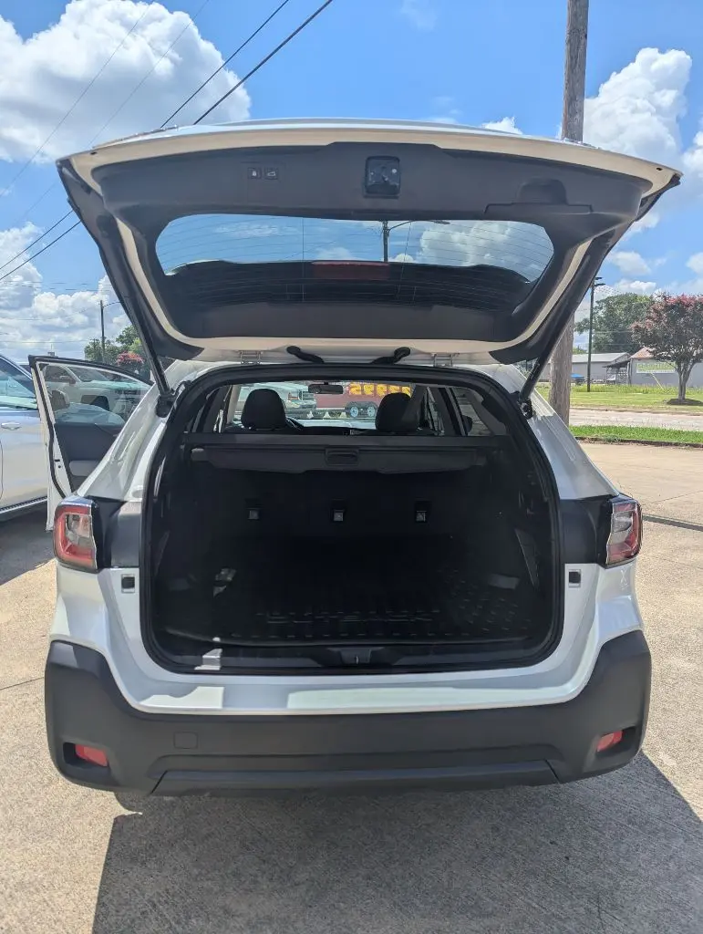2023 Subaru Outback Premium photo 5