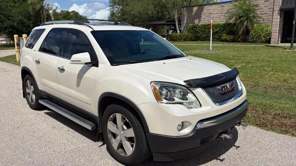 2012 GMC Acadia FWD SLT-1's photo
