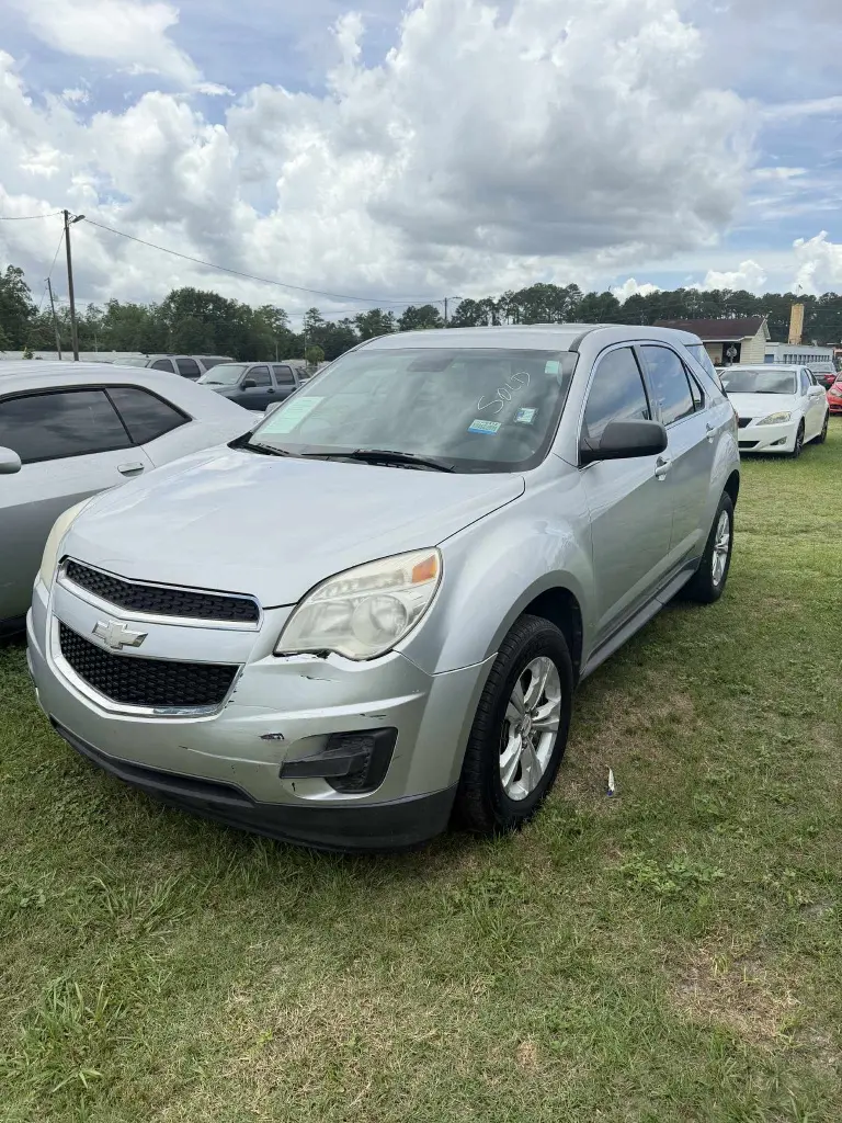 2012 Chevrolet Equinox LS photo 3
