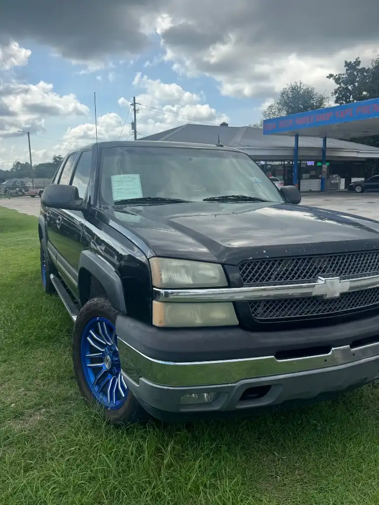 2005 Chevrolet Avalanche 4WD 1500 Series's photo