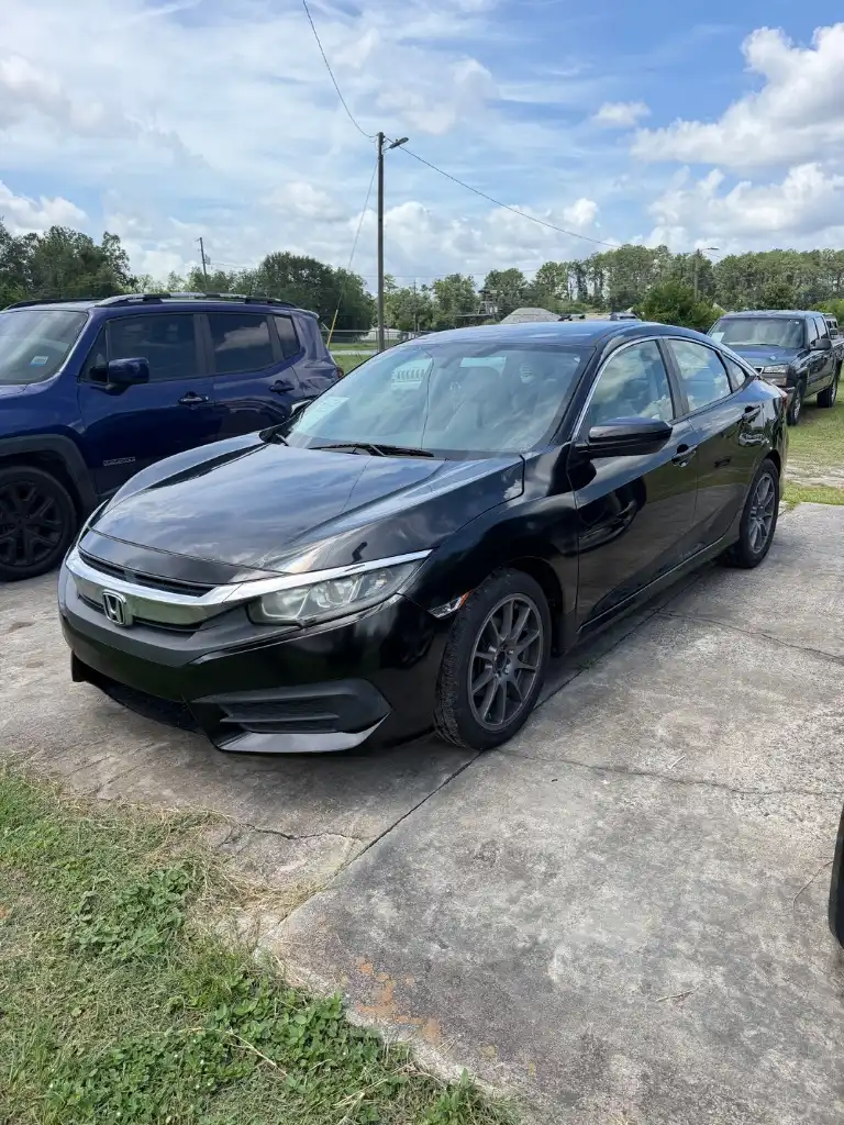 2017 Honda Civic LX CVT's photo