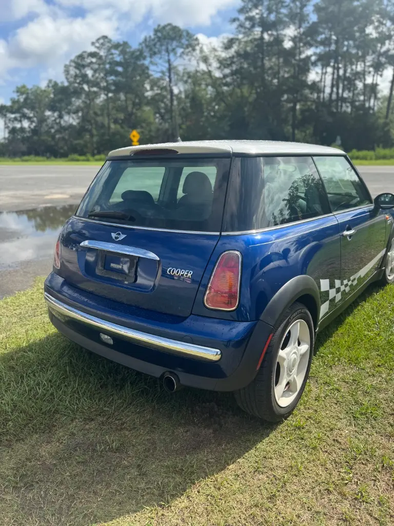 2002 MINI Cooper Cooper photo 4