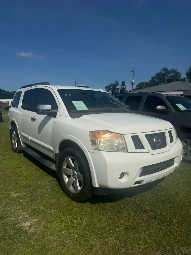 2010 Nissan Armada's photo