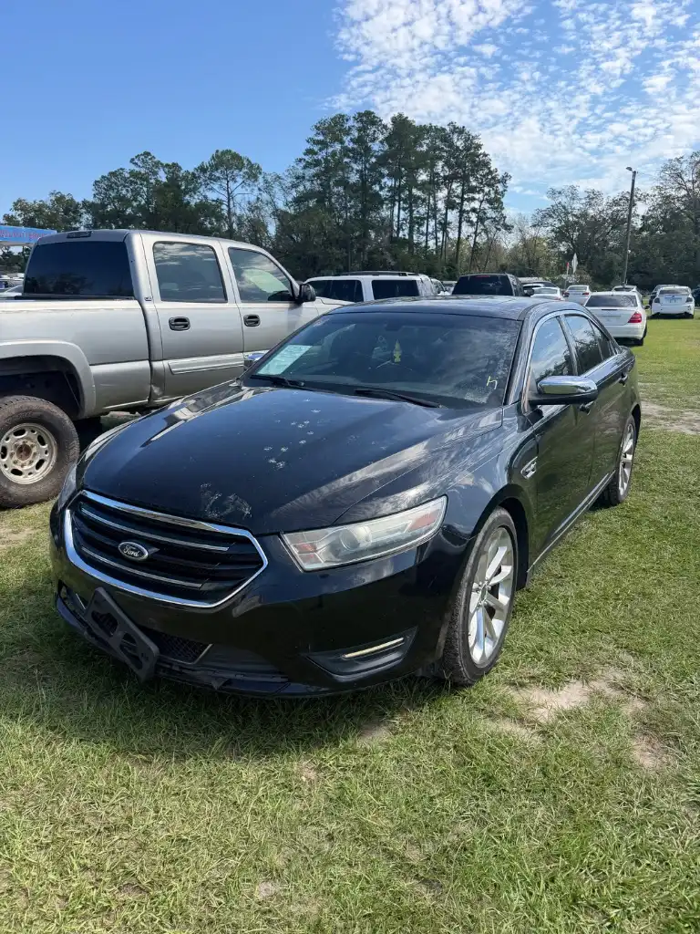 2013 Ford Taurus Limited FWD's photo