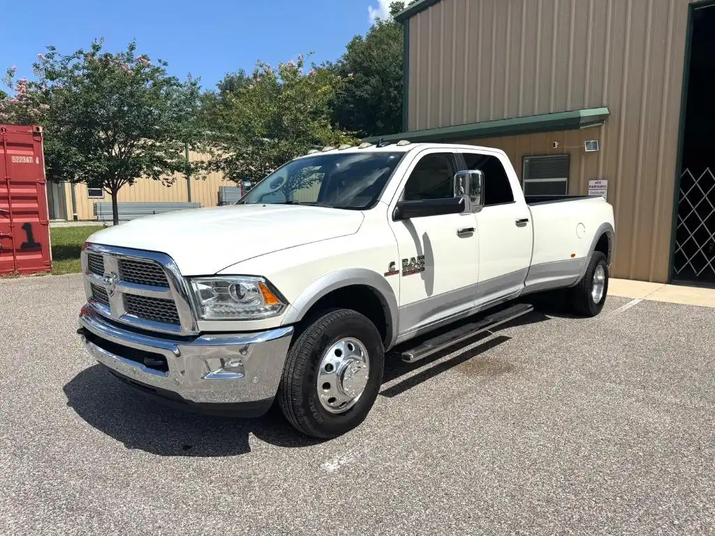 2018 RAM 3500 Laramie Crew Cab LWB's photo
