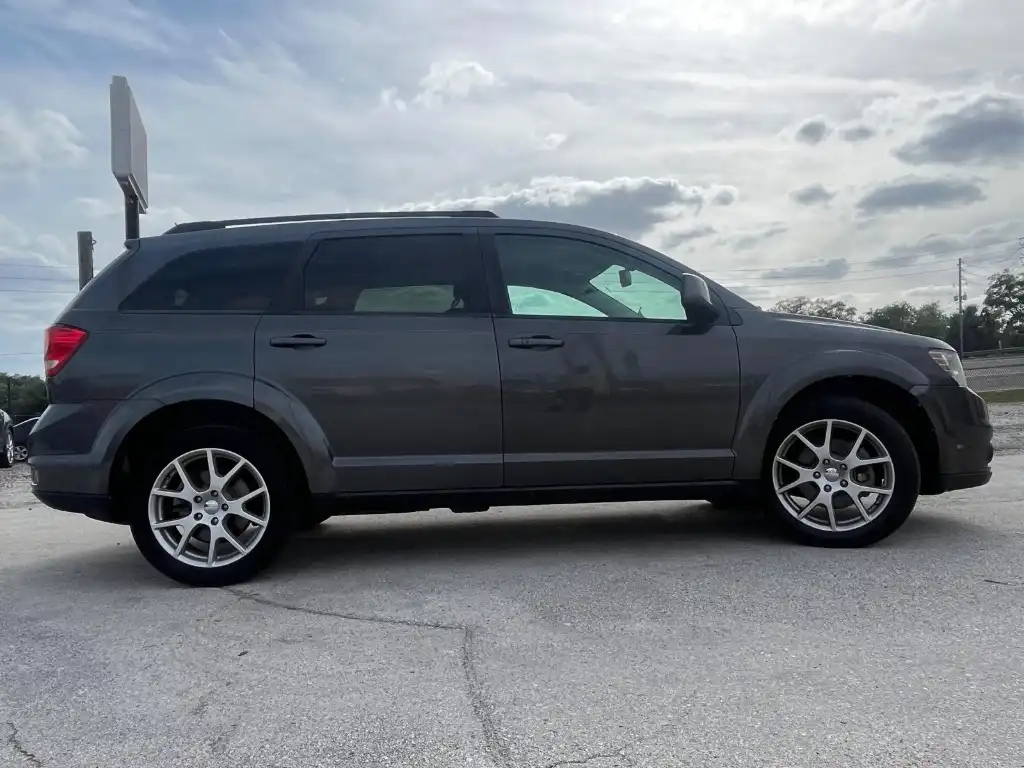 2015 Dodge Journey SXT FWD's photo