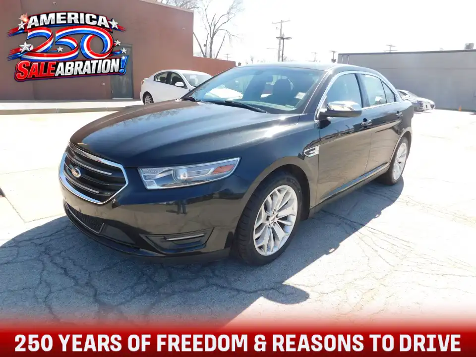 2013 Ford Taurus Limited FWD's photo