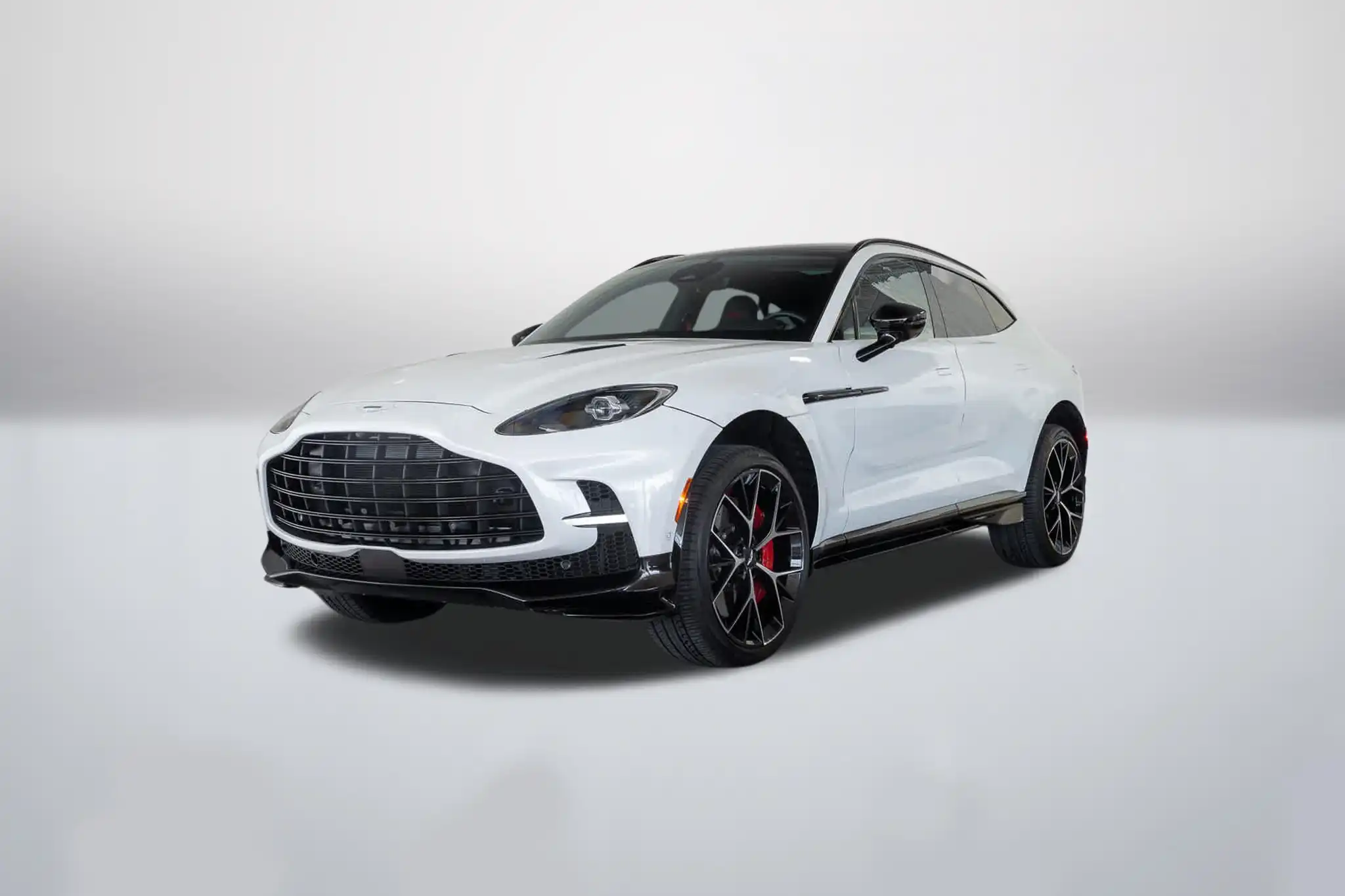 2025 Aston Martin DBX 4.0 V8 707 AWD's photo