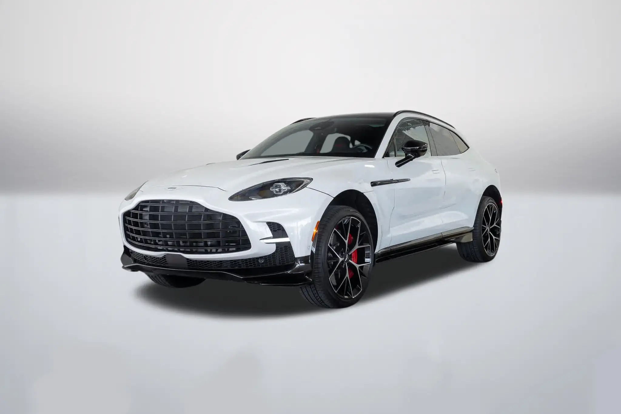 2025 Aston Martin DBX 4.0 V8 707 AWD's photo