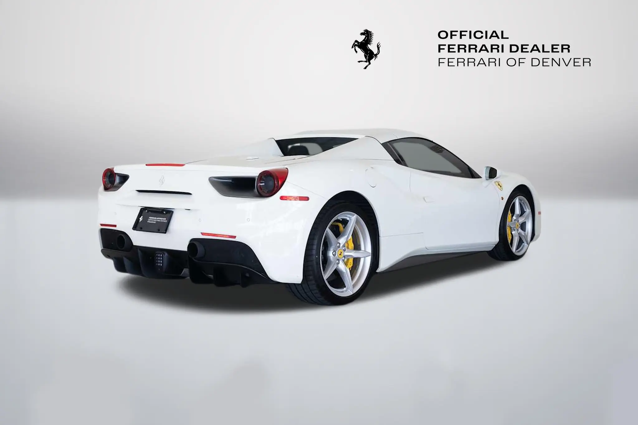 2017 Ferrari 488 Base photo 5
