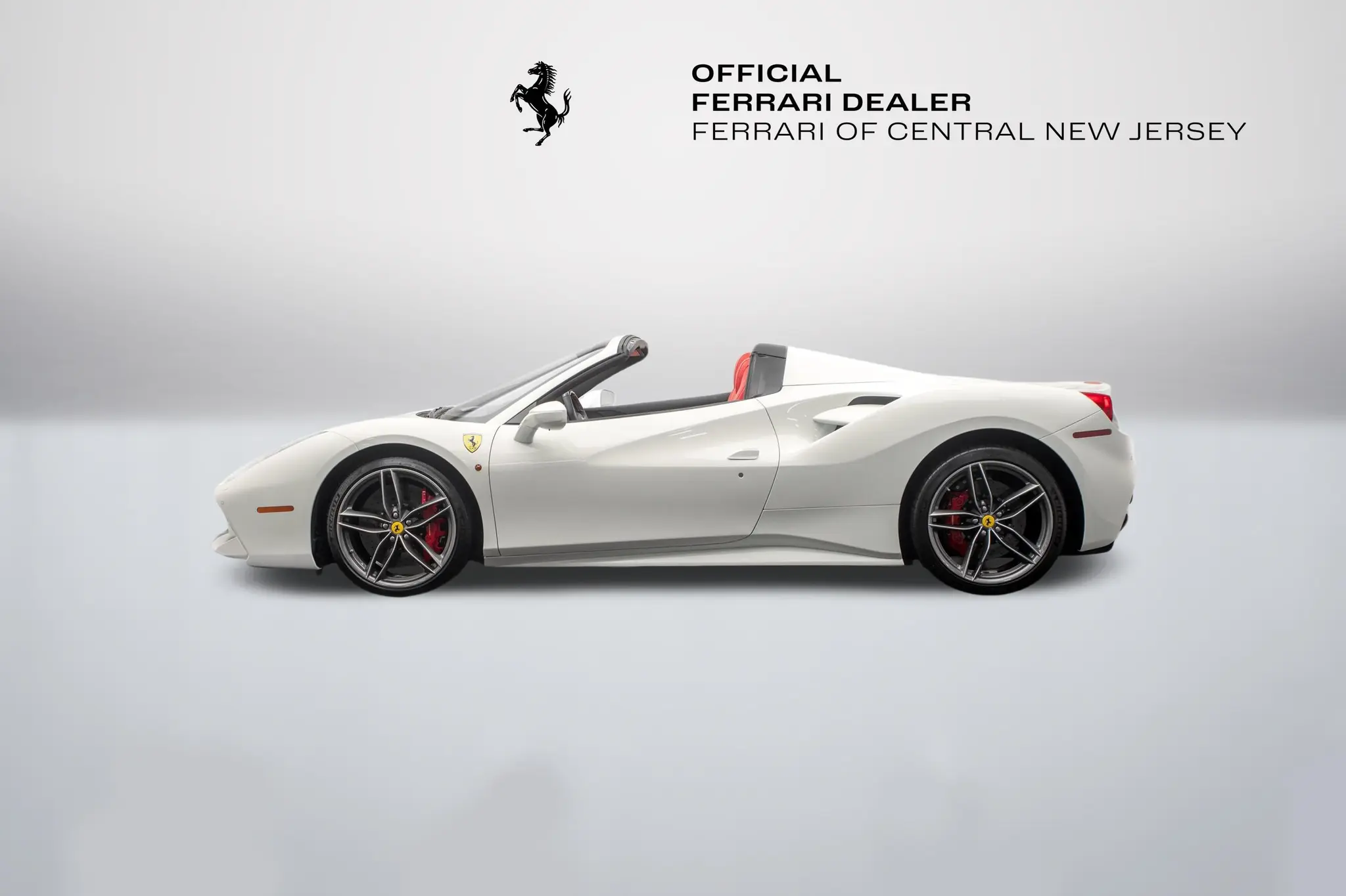 2019 Ferrari 488 Base photo 4