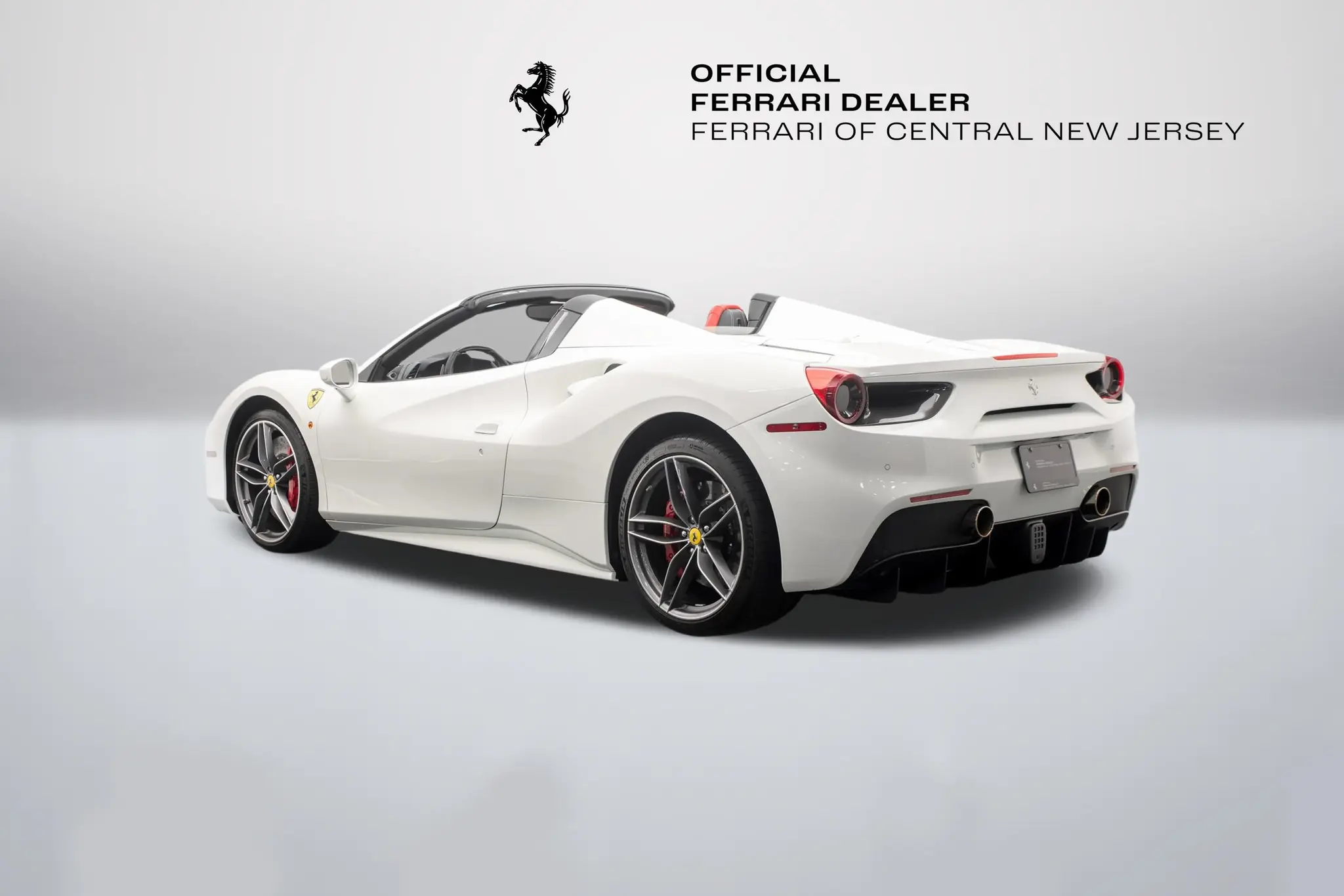 2019 Ferrari 488 Base photo 5