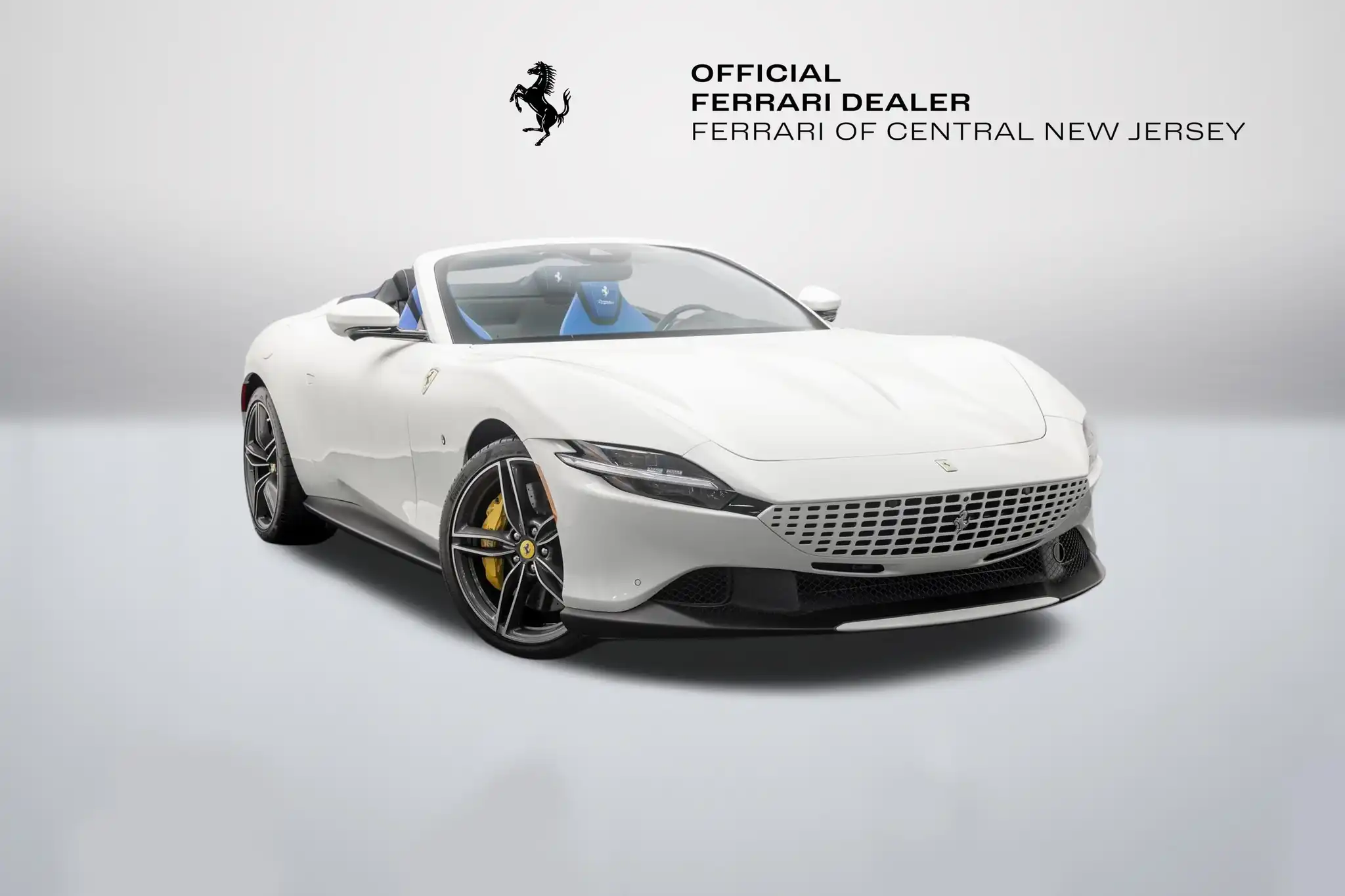 2025 Ferrari Roma Spider's photo
