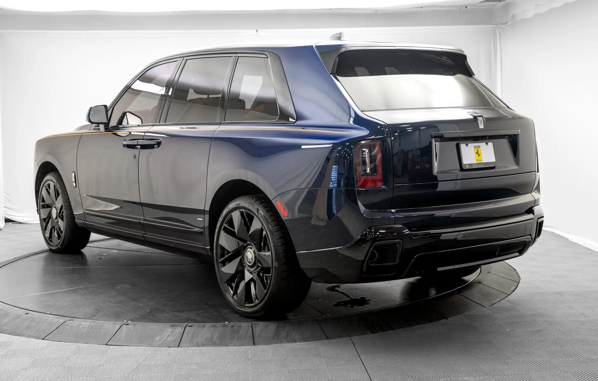 2025 Rolls-Royce Cullinan Base photo 5