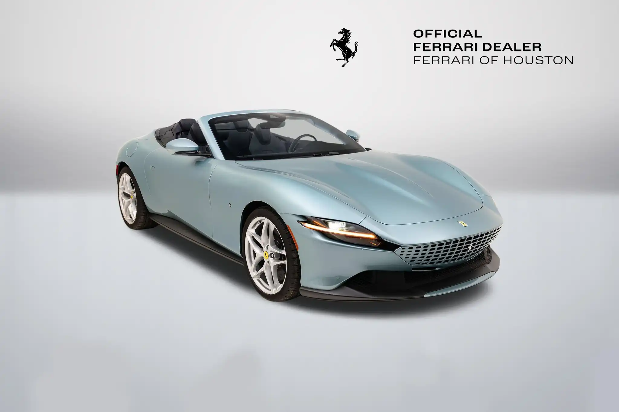 2025 Ferrari Roma Spider's photo