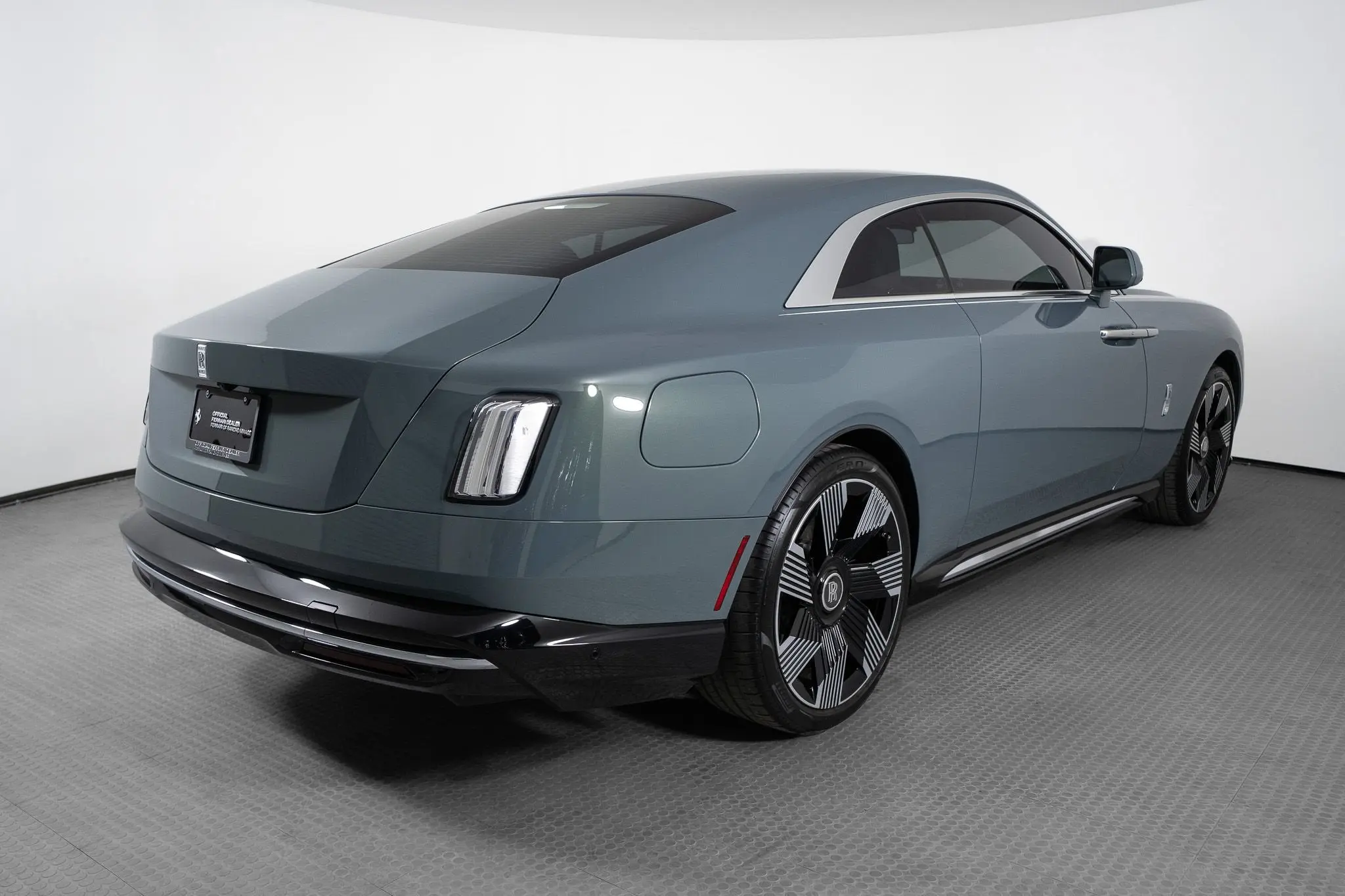 2024 Rolls-Royce Spectre Base photo 5