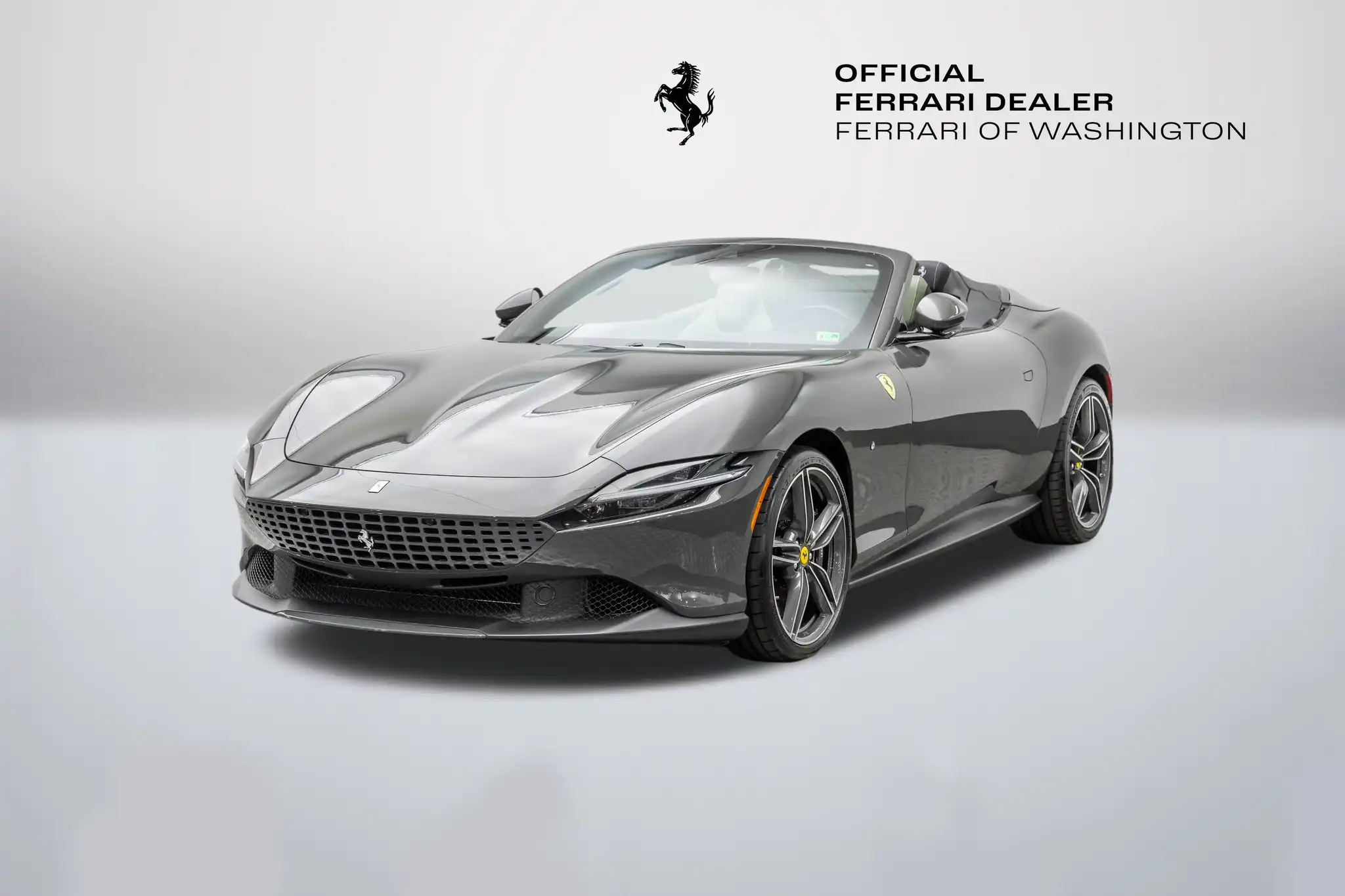 2025 Ferrari Roma Spider's photo