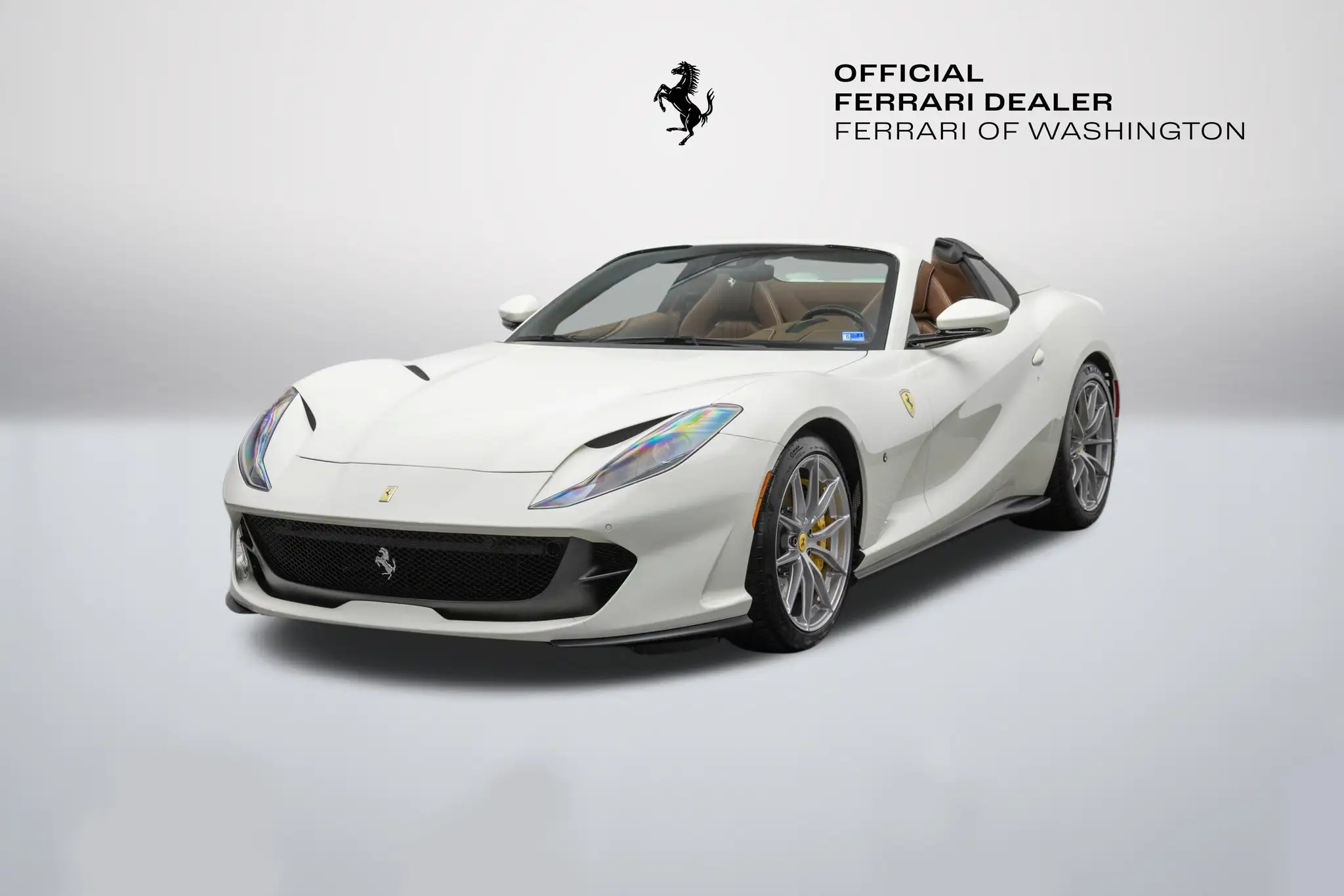 2023 Ferrari 812 Base photo 1