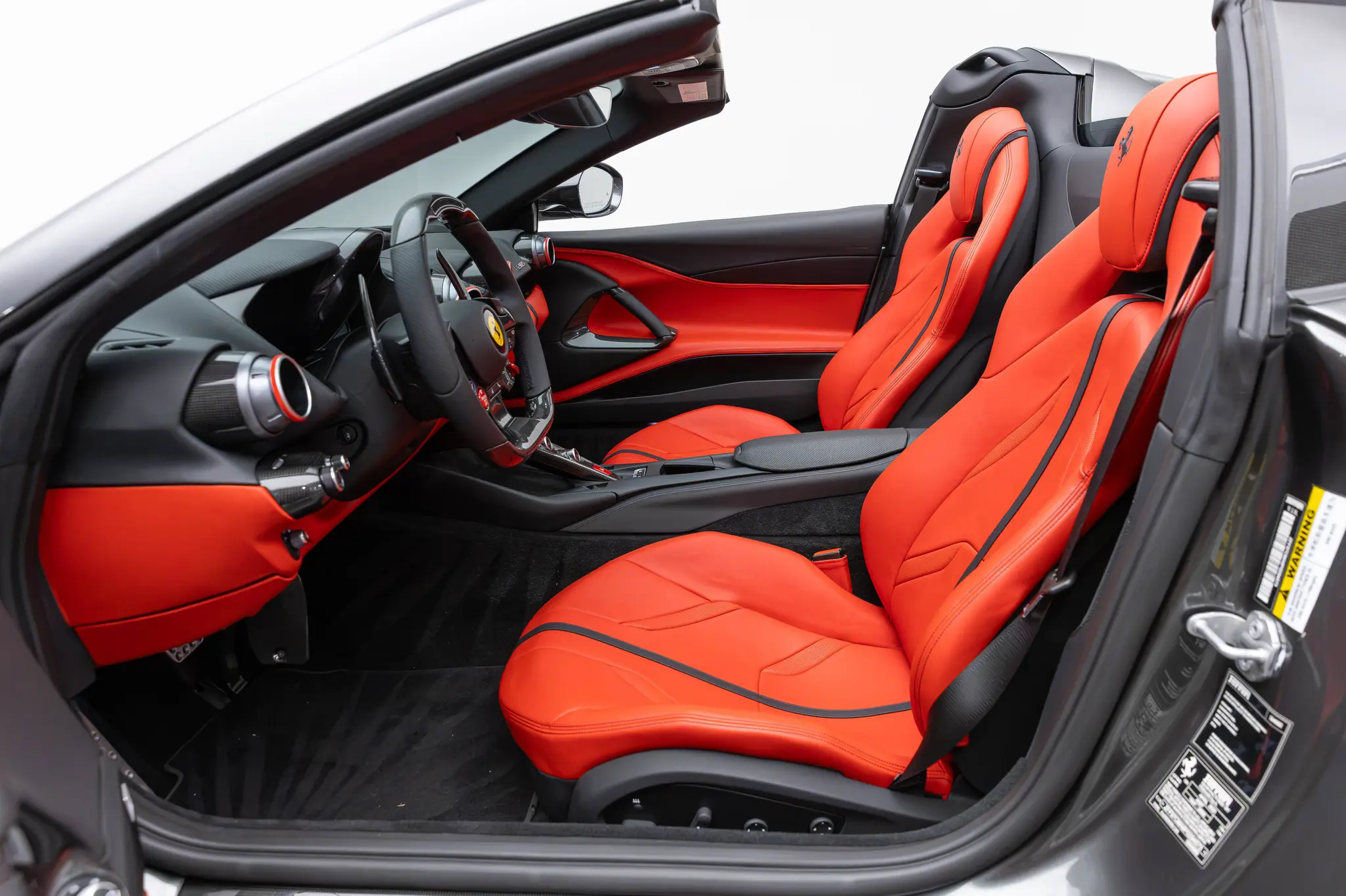2023 Ferrari 812 Base photo 5
