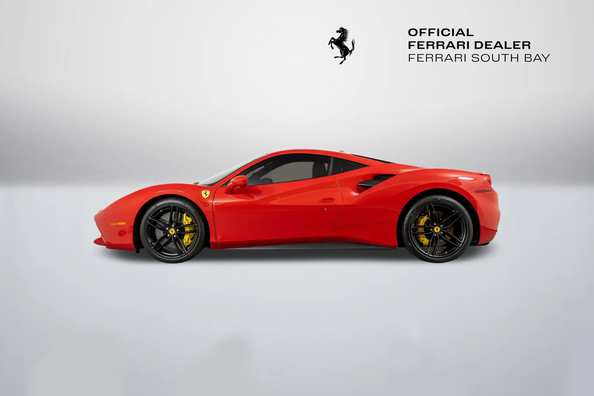2017 Ferrari 488 Base photo 3