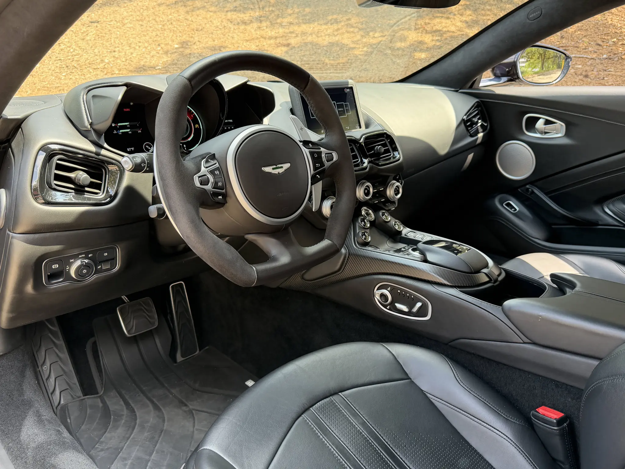 2020 Aston Martin Vantage 4.0 V8 photo 3