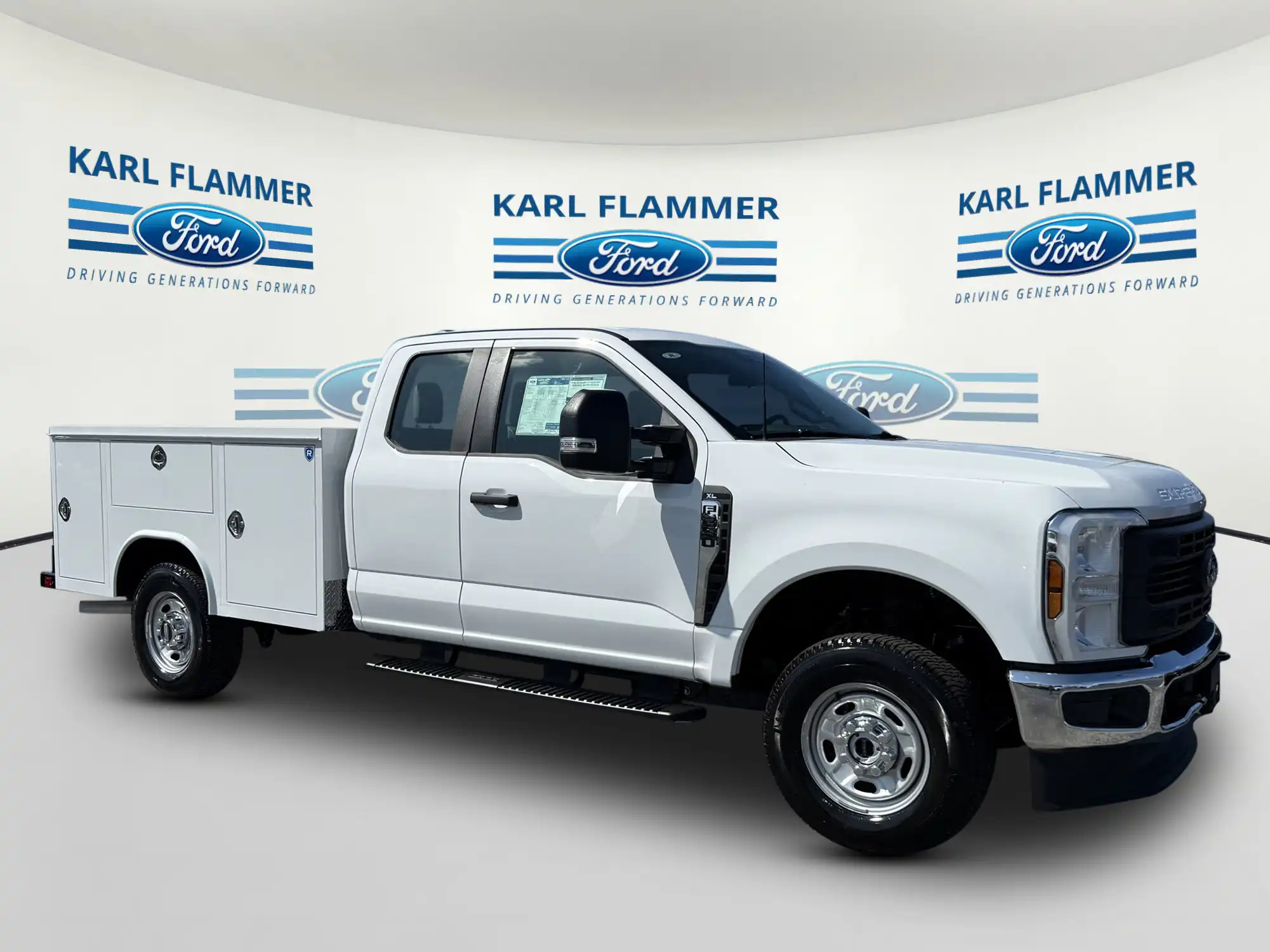 2026 Ford F-250 XL 4x4 SuperCab 8' Box's photo