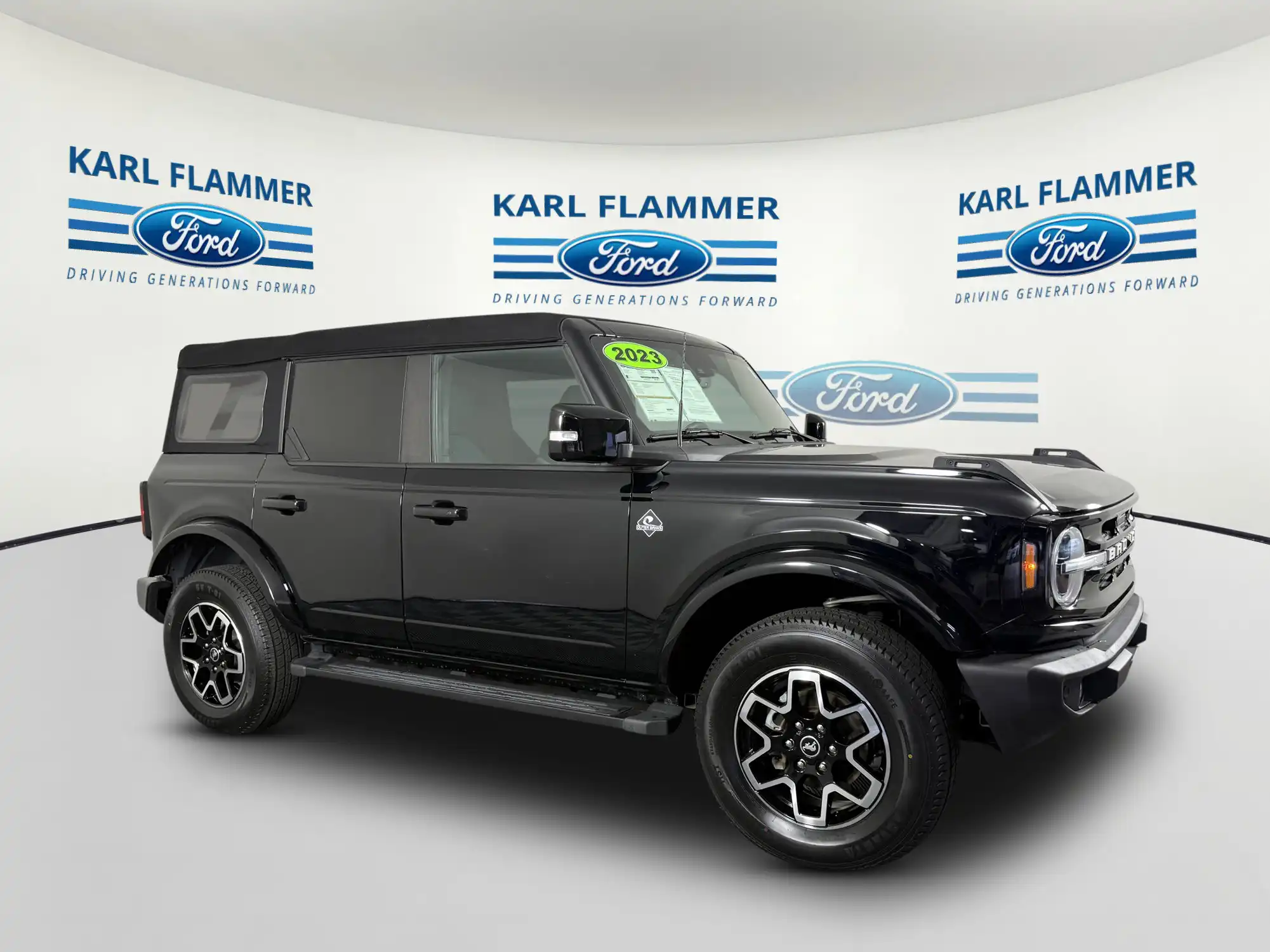2023 Ford Bronco Outer Banks 4x4's photo