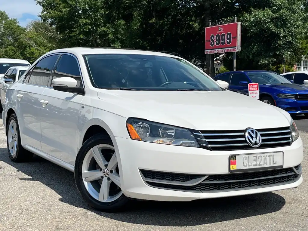 2013 Volkswagen Passat 2.5L SE Auto PZEV's photo