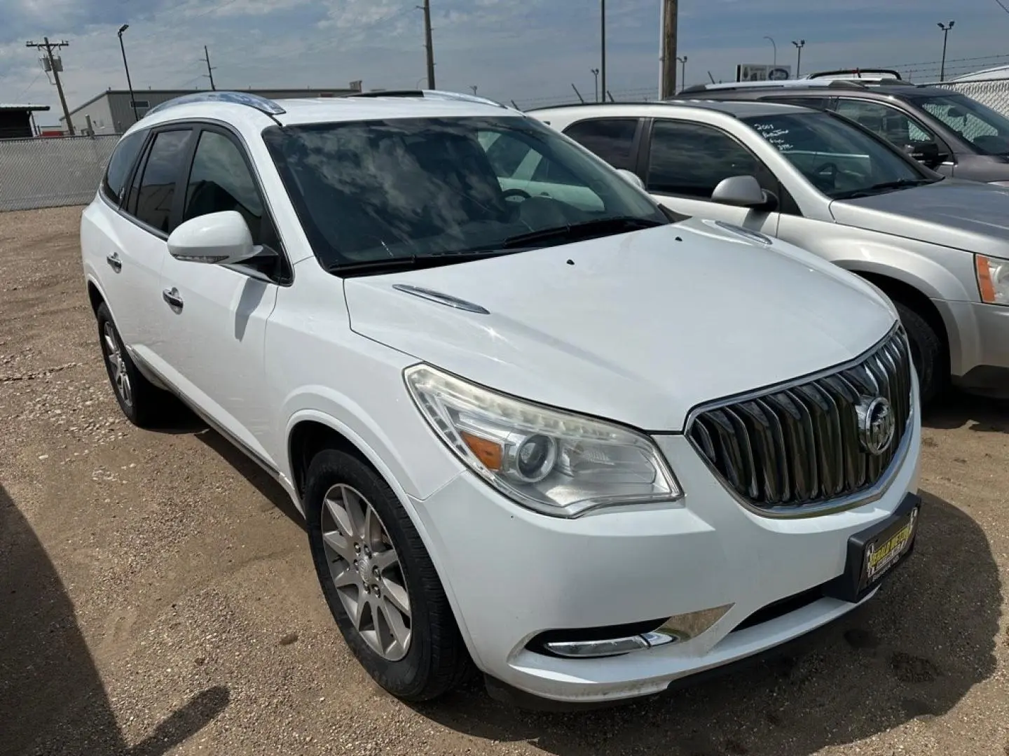 2016 Buick Enclave Leather AWD photo 3