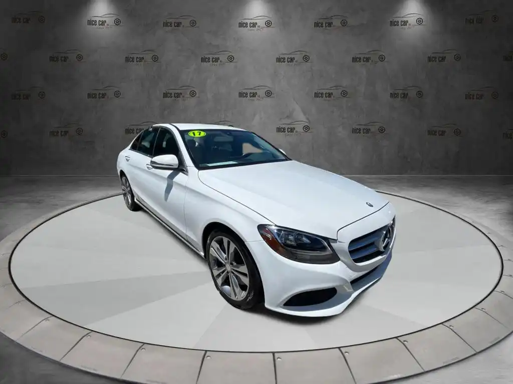 2017 Mercedes-Benz C-Class C300's photo