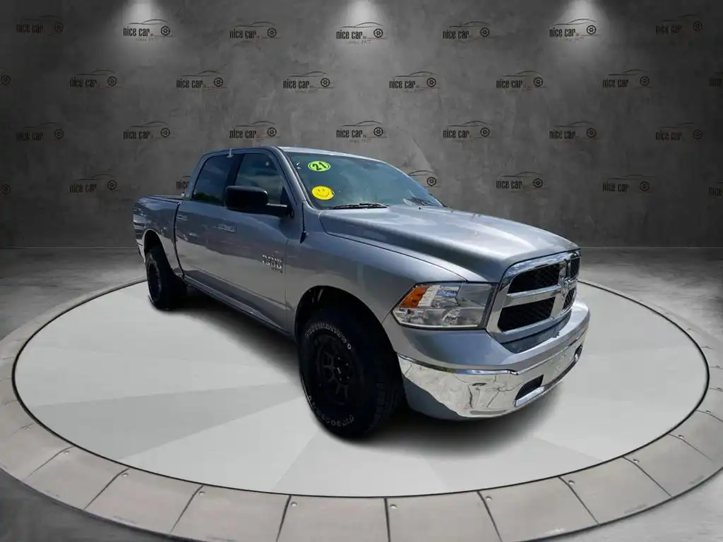 2021 RAM 1500 Classic SLT 4x4 Crew Cab 5'7's photo
