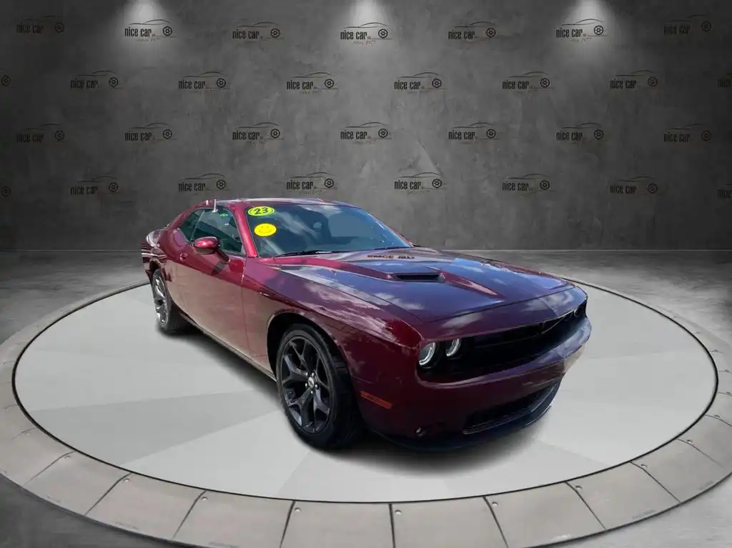 2023 Dodge Challenger SXT Auto's photo