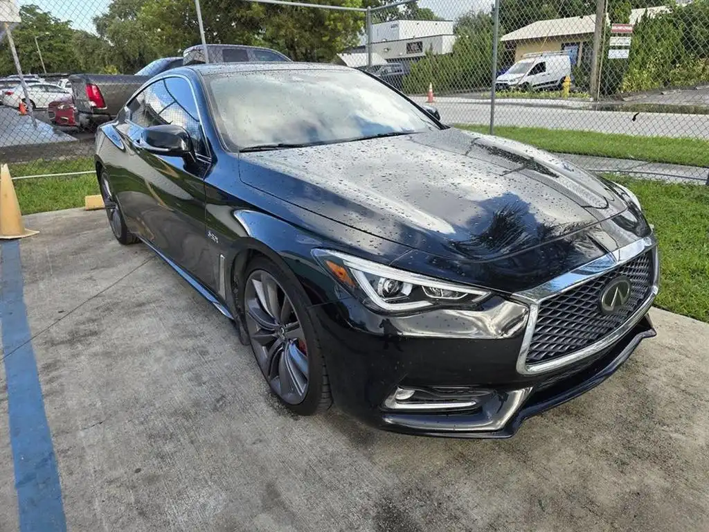 2019 INFINITI Q60 RED SPORT 400's photo