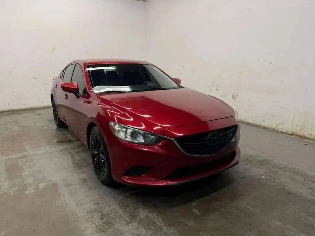 2017 Mazda EZ-6 Sport Auto i's photo