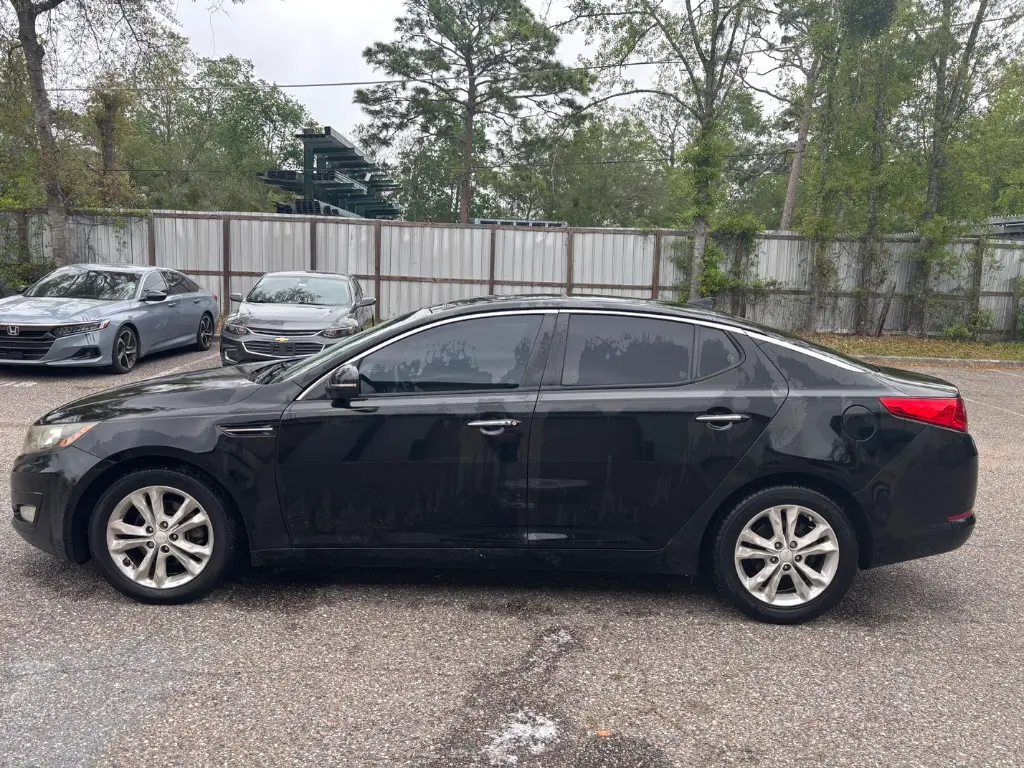 2013 Kia Optima EX AT photo 3
