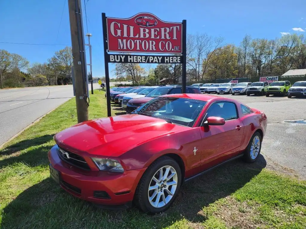2011 Ford Mustang V6's photo